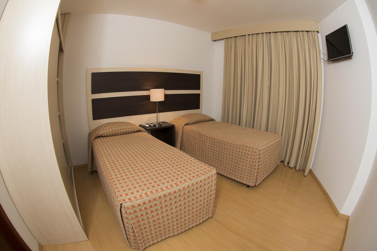 Lagoa Serena Flat Hotel Арарас Экстерьер фото